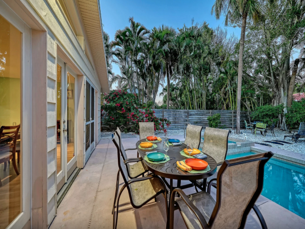 Luxury Lido Key Vacation Home -Private Pool & Beach Access